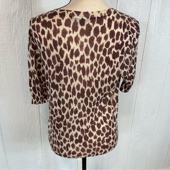 J. Crew Brown and Cream Giraffe Print Short Sleeve Sweater Size Medium - Picture 4 of 9